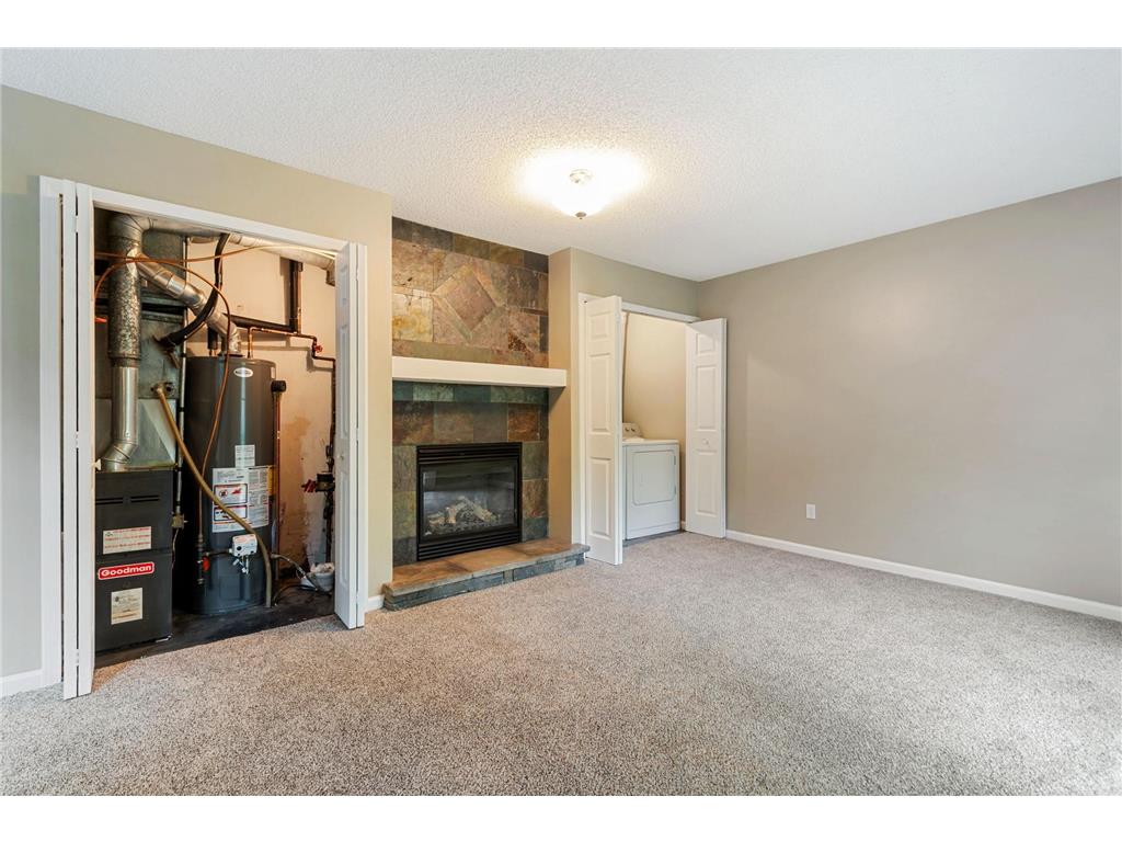 8773 Maplebrook Parkway N Brooklyn Park MN 55445 7074995 image14