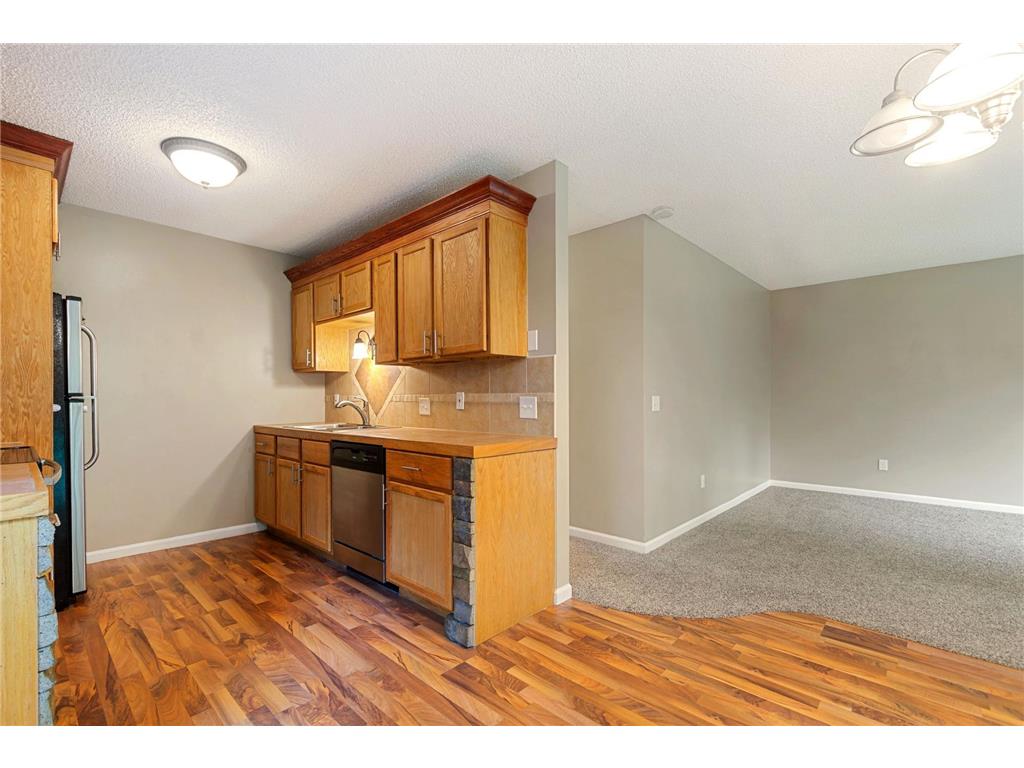 8773 Maplebrook Parkway N Brooklyn Park MN 55445 7074995 image5