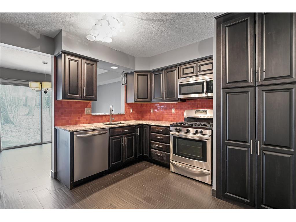 8775 Basswood Road, Eden Prairie, MN 55344 MLS 6357028 Edina Realty