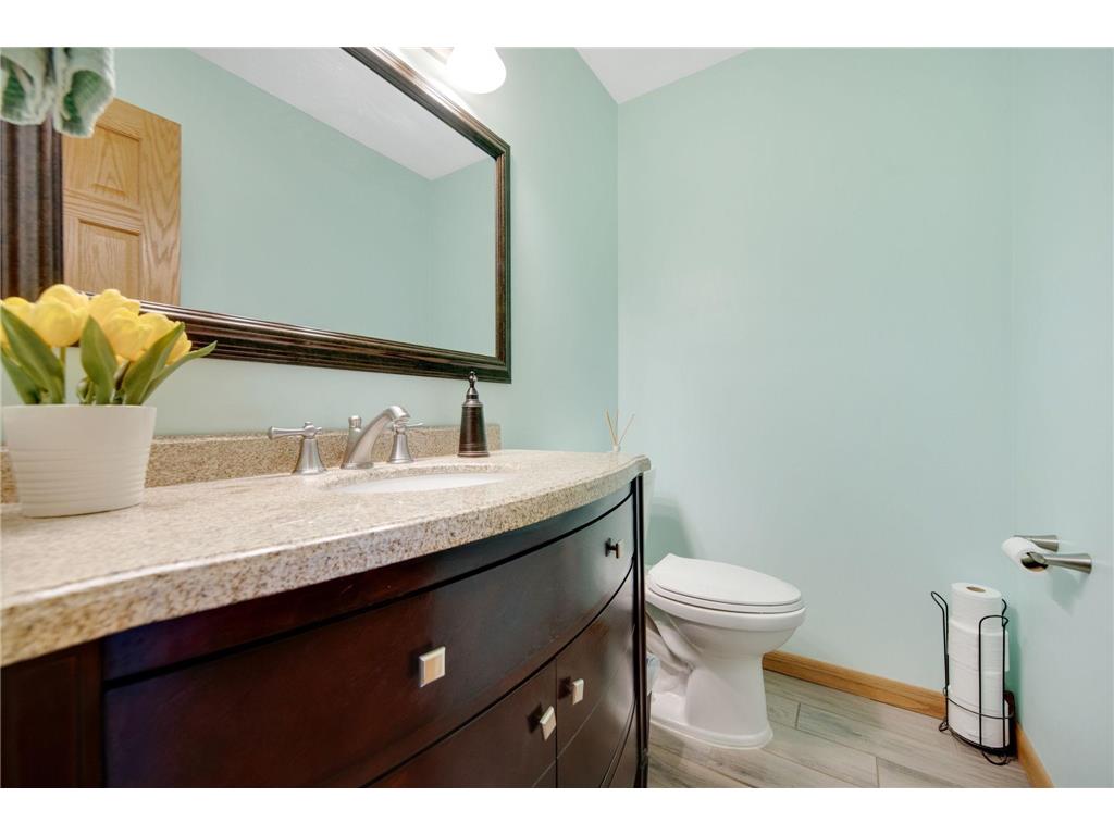 8775 Maplebrook Parkway N Brooklyn Park MN 55445 7009505 image21