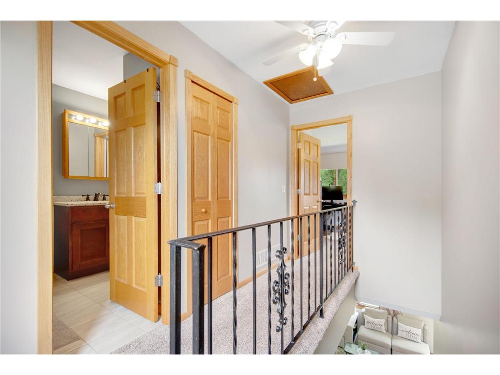 8775 Maplebrook Parkway N Brooklyn Park MN 55445 7009505 image23