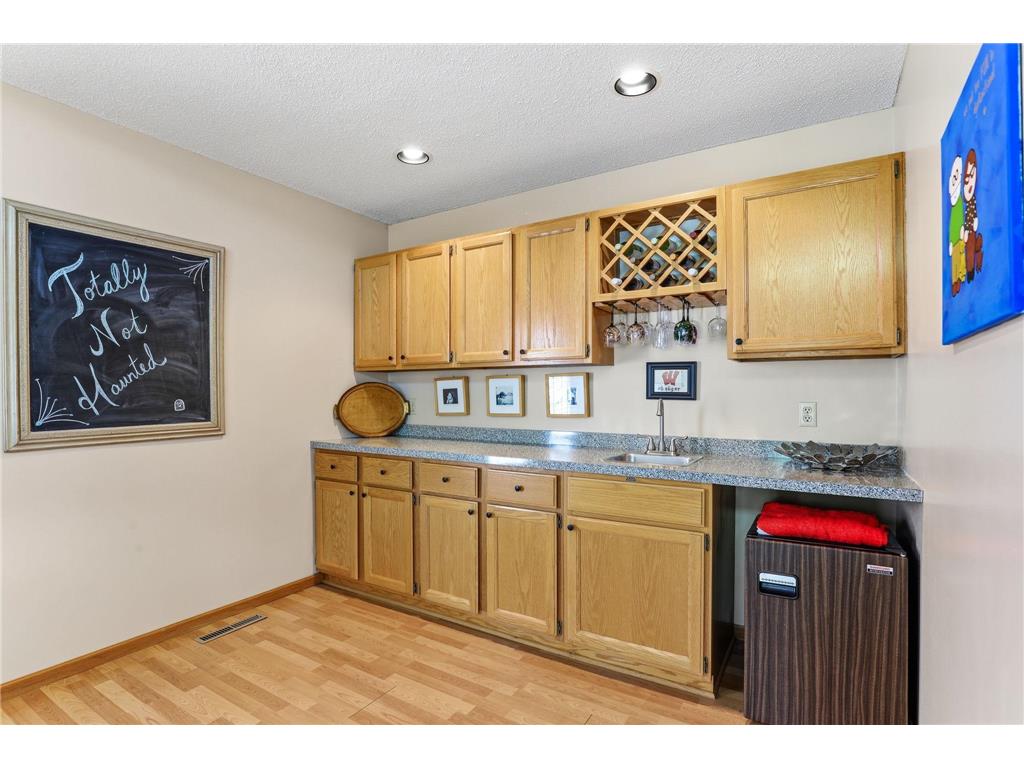 8777 Cottonwood Lane Eden Prairie MN 55347 7072995 image13