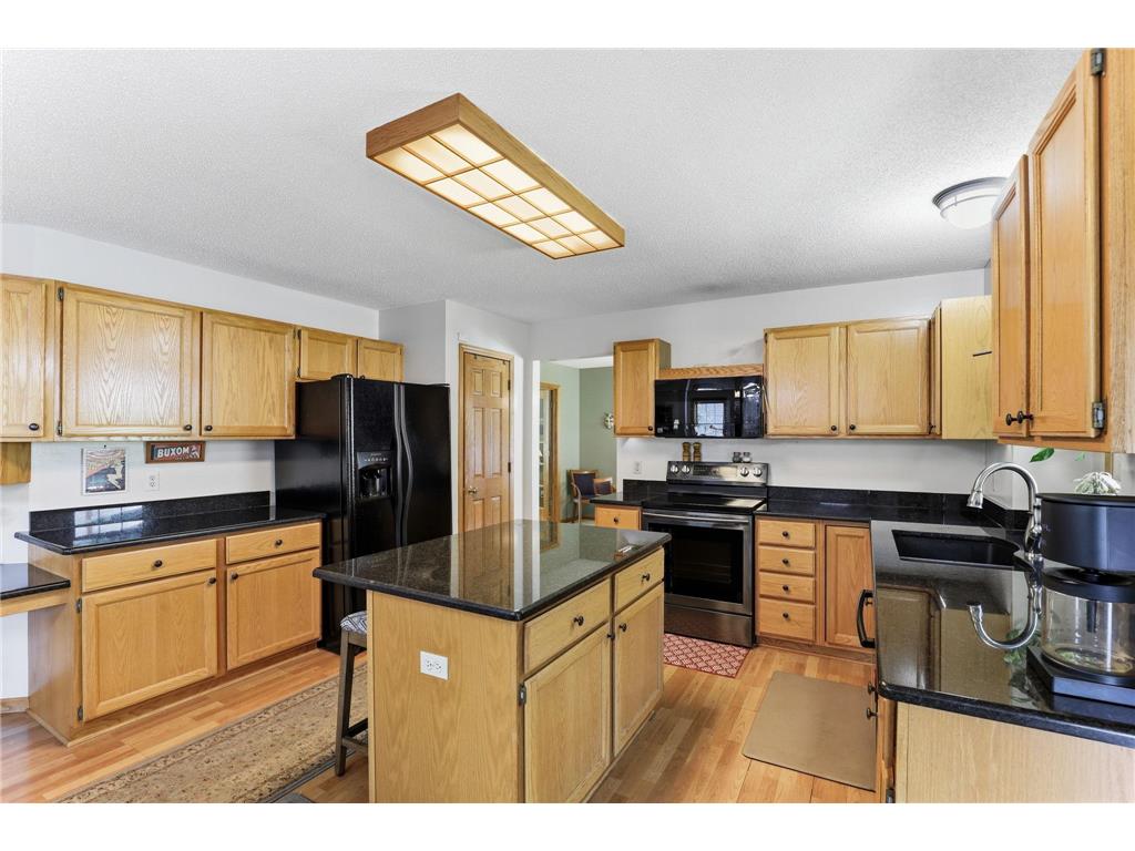 8777 Cottonwood Lane Eden Prairie MN 55347 7072995 image18