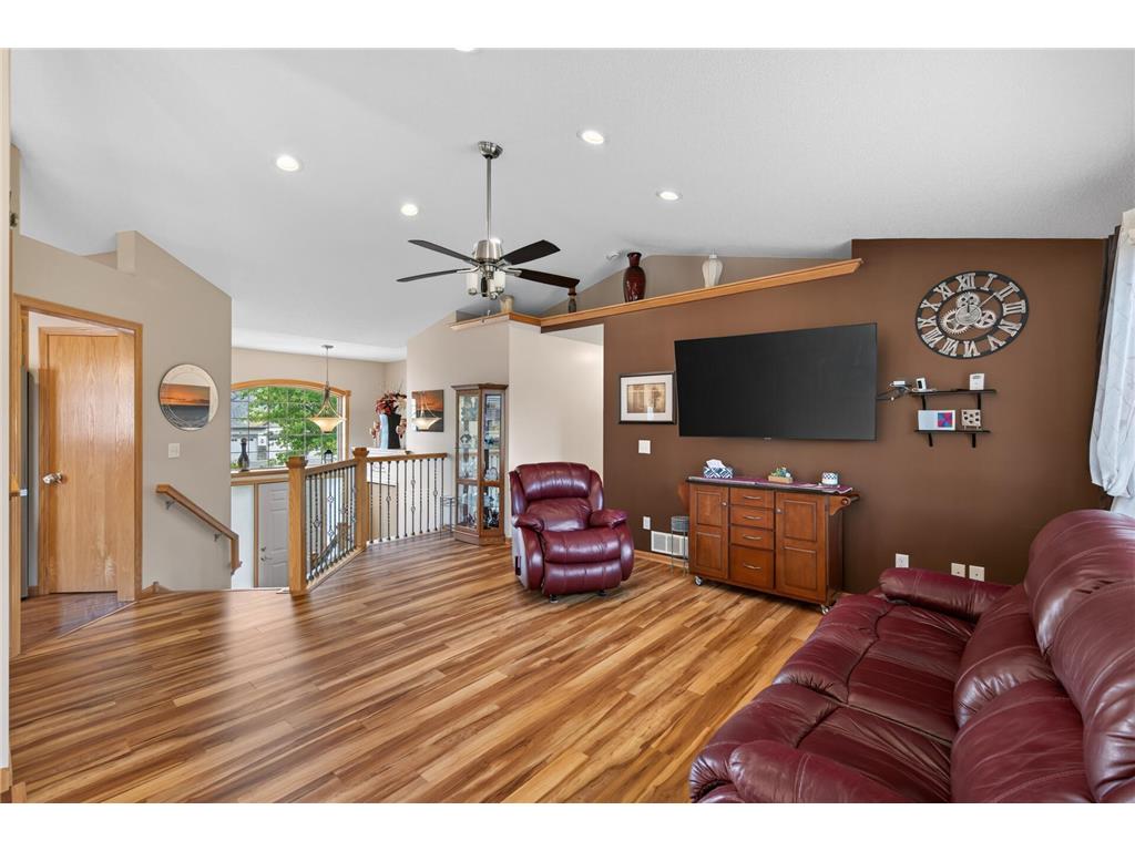878 Kelly Street Lino Lakes MN 55014 7106857 image4