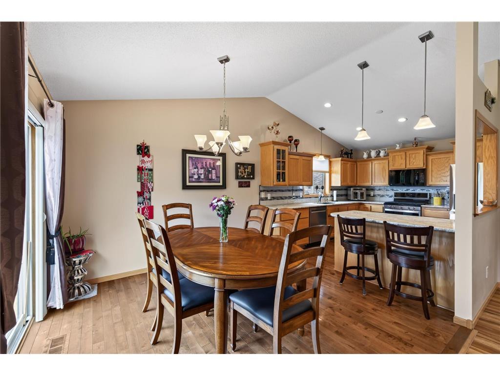 878 Kelly Street Lino Lakes MN 55014 7106857 image8