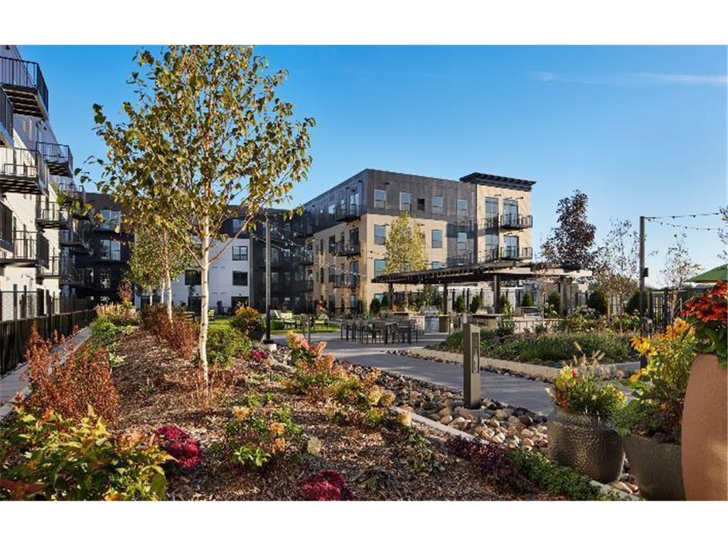 878 Mississippi River Boulevard S Saint Paul MN 55116 - Mississippi 7084315 image21