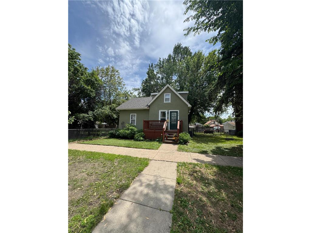 878 Monroe Court Saint Paul MN 55102 7083832 image1