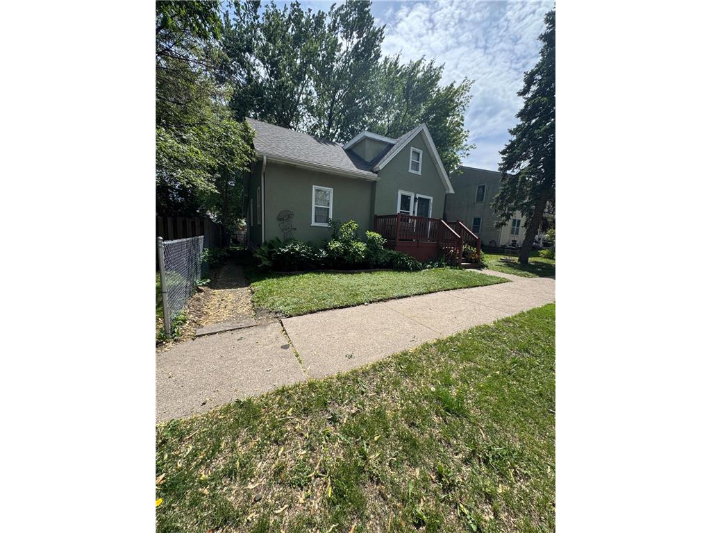 878 Monroe Court Saint Paul MN 55102 7083832 image2