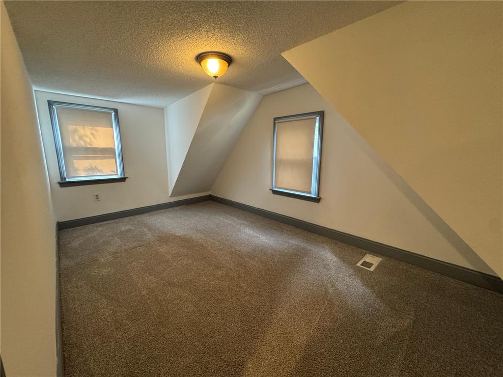 878 Monroe Court Saint Paul MN 55102 7083832 image23