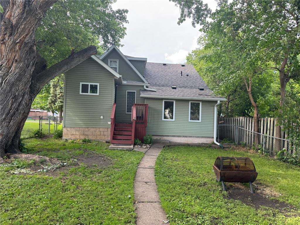 878 Monroe Court Saint Paul MN 55102 7083832 image4