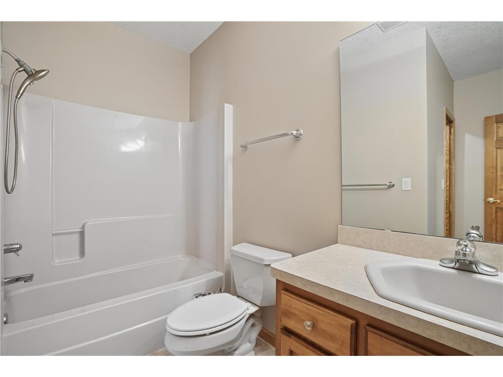 8781 Royal Court NW Ramsey MN 55303 7052015 image49
