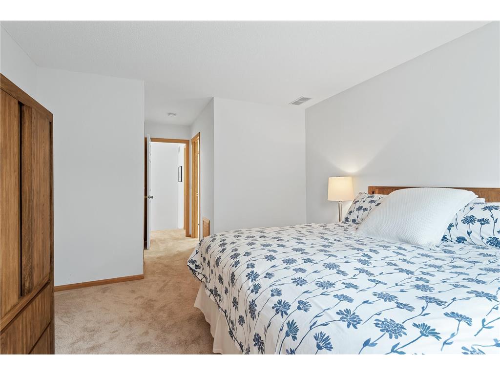 8789 N Bay Drive Chanhassen MN 55317 - Riley 7008179 image10