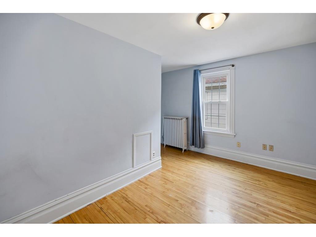 879 Charles Avenue Saint Paul MN 55104 7062222 image12