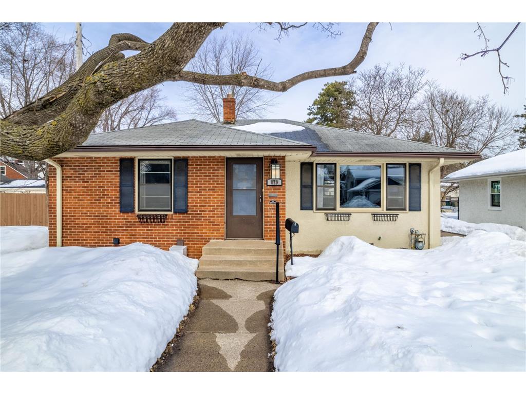 879 Idaho Avenue W Saint Paul MN 55117 6344817 image1