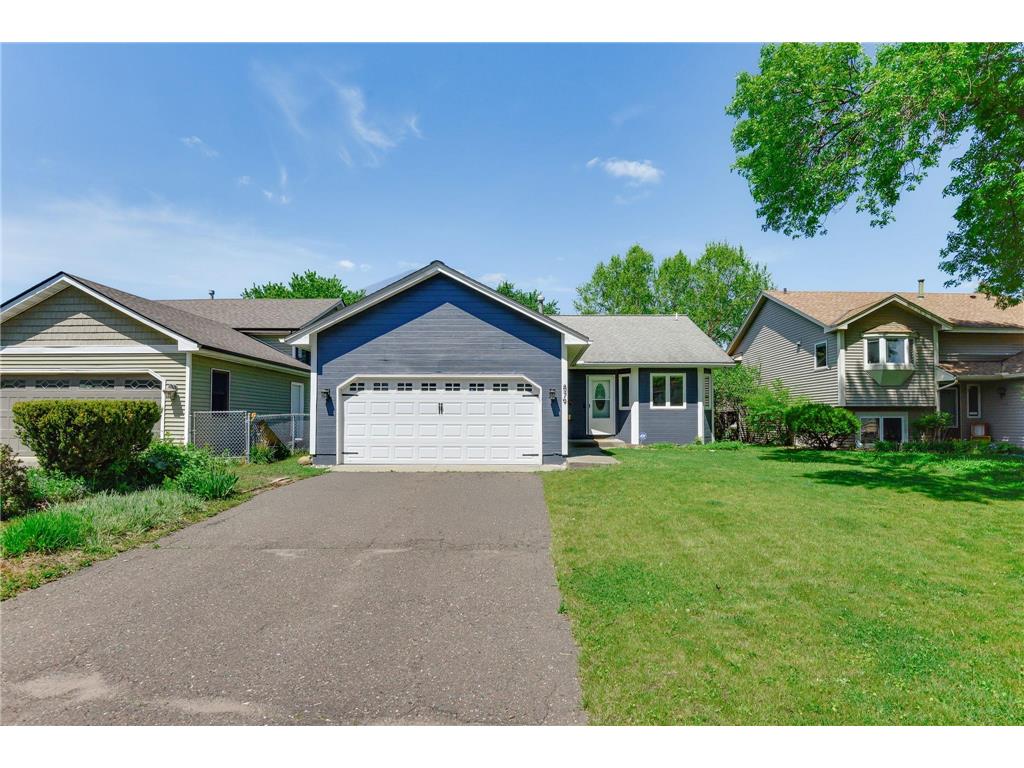 879 Iowa Avenue W Saint Paul MN 55117 7079117 image2