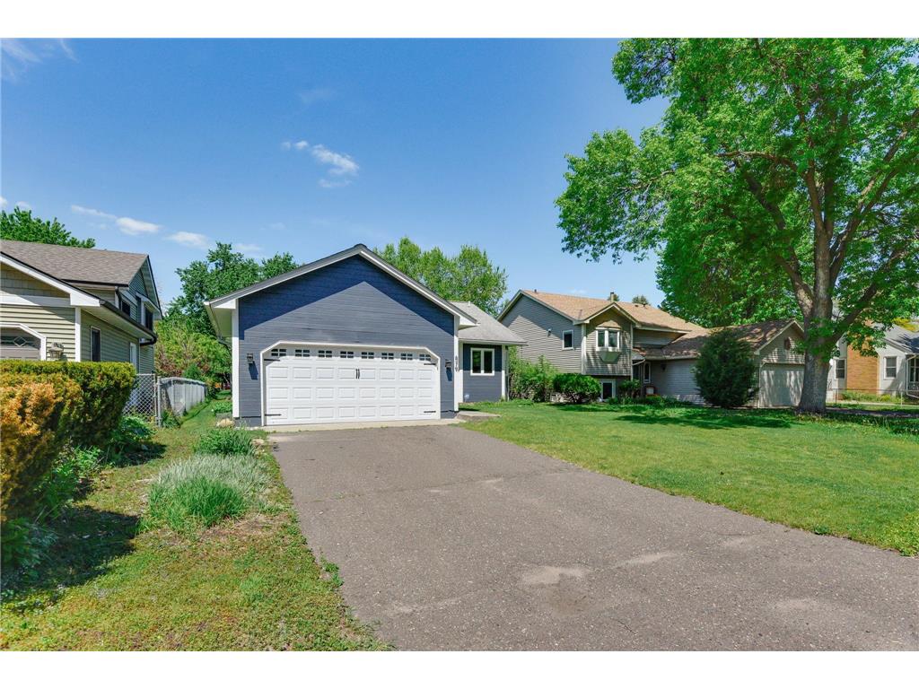 879 Iowa Avenue W Saint Paul MN 55117 7079117 image3