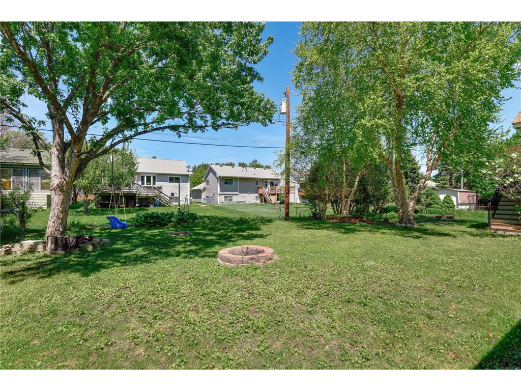 879 Iowa Avenue W Saint Paul MN 55117 7079117 image32