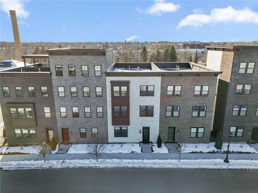 879 Woodlawn Avenue #B Saint Paul MN 55116 - Mississippi 7014620 image1