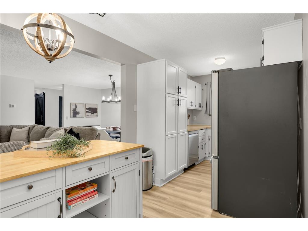 8792 134th Street W Apple Valley MN 55124 7065425 image14
