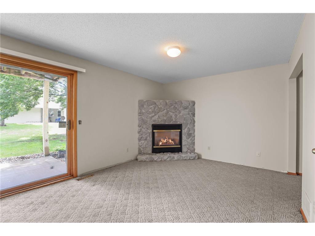 8792 Norway Street NW Coon Rapids MN 55433 7090000 image24
