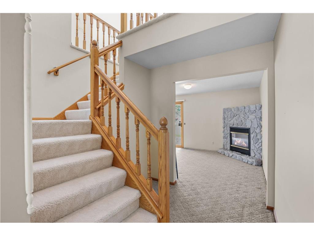 8792 Norway Street NW Coon Rapids MN 55433 7090000 image5