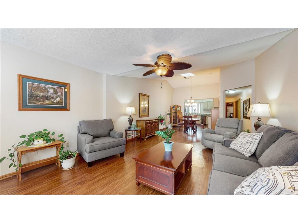 8795 Norway Street NW Coon Rapids MN 55433 6332430 image1