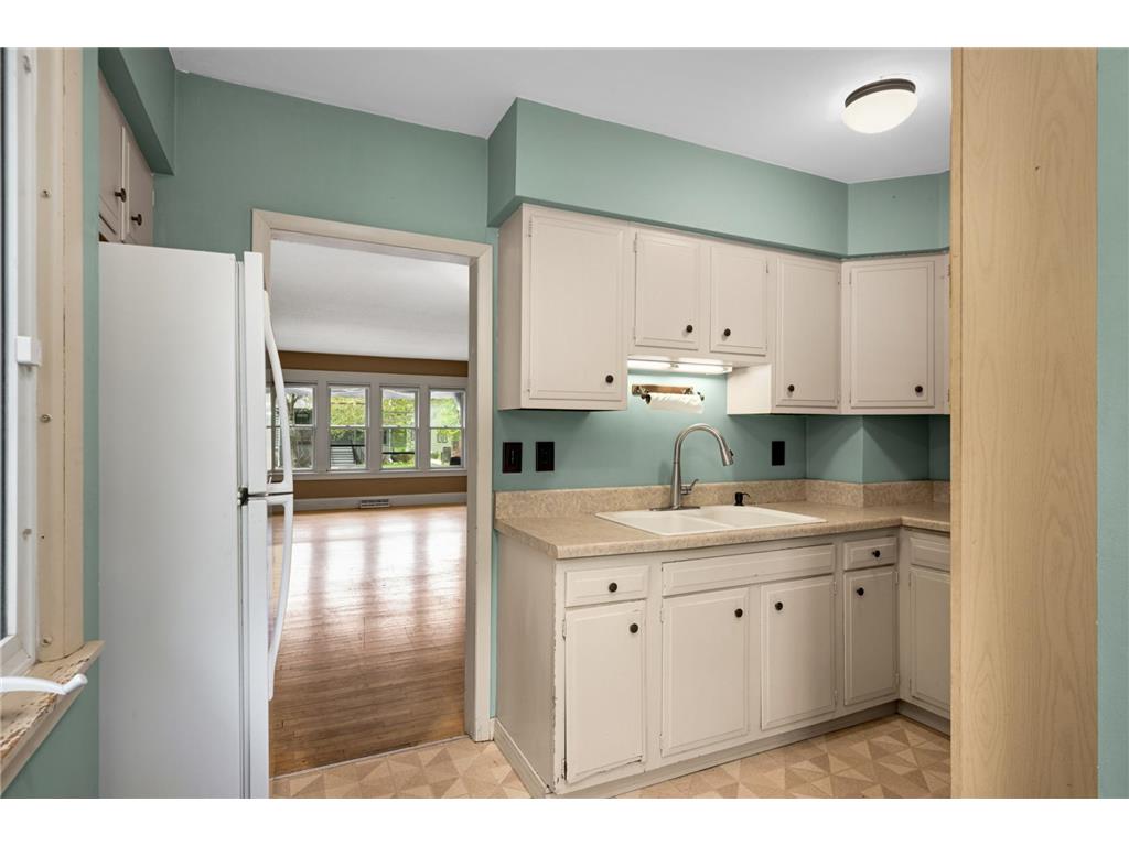 880 21st Avenue SE Minneapolis MN 55414 7069633 image10