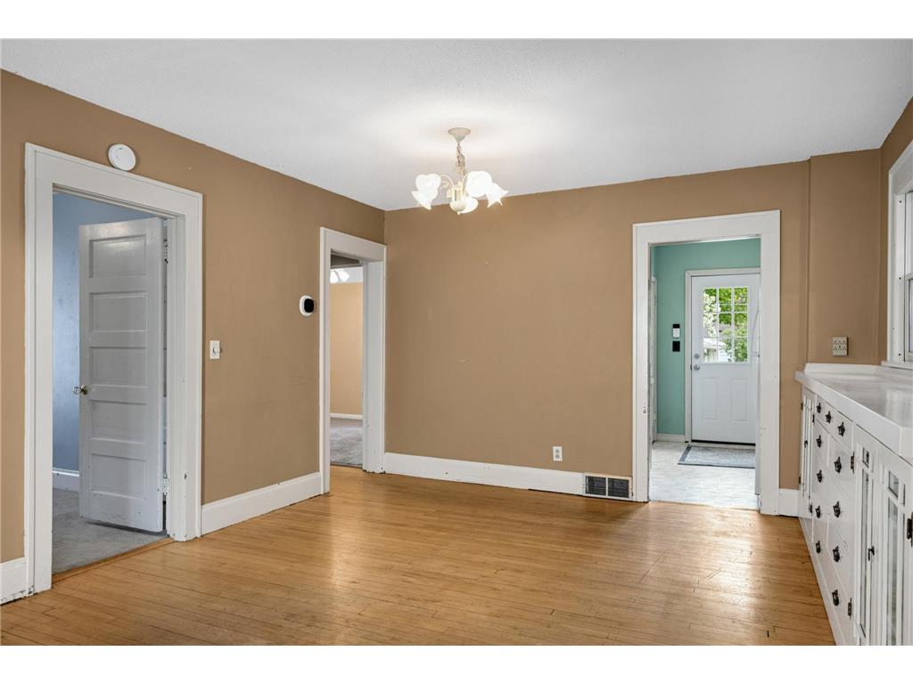 880 21st Avenue SE Minneapolis MN 55414 7069633 image8