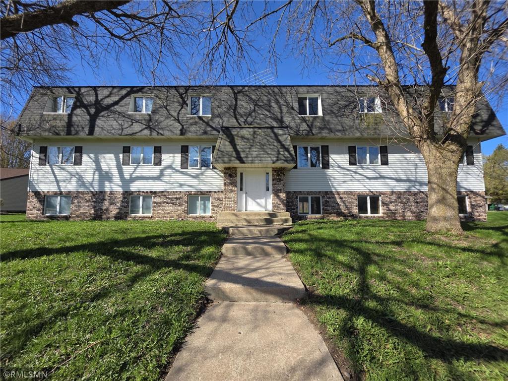 880 E 6th Street #2 New Richmond WI 54017 7061905 image1