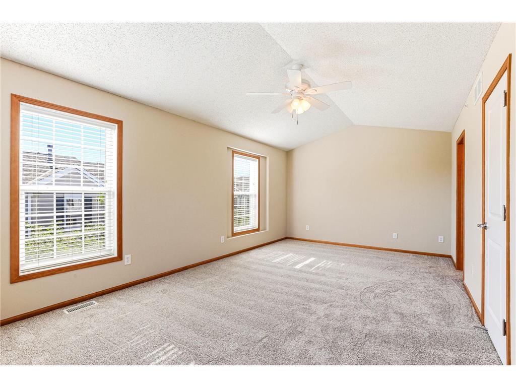 880 Ledgestone Drive Mahtomedi MN 55115 7106559 image24