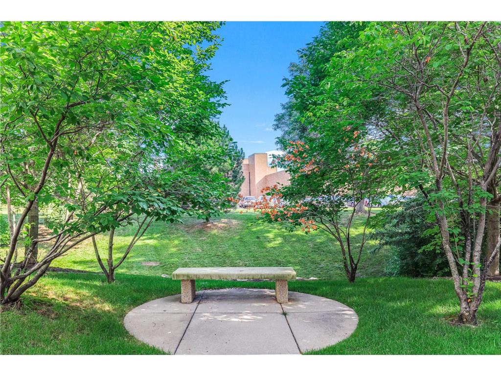 880 Ledgestone Drive Mahtomedi MN 55115 7106559 image38
