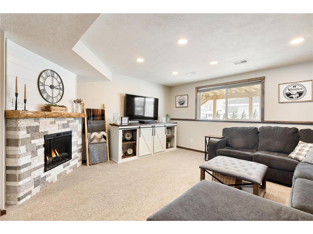 880 Myers Drive NE Owatonna MN 55060 7036020 image22