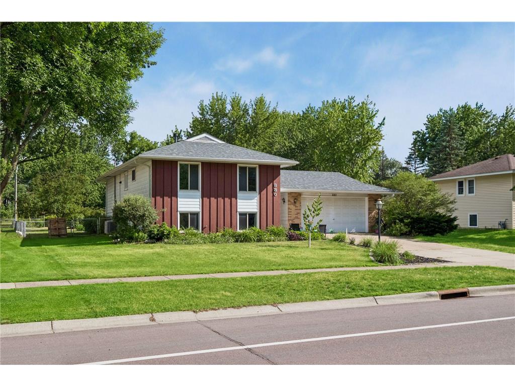 880 Whitney Drive Apple Valley MN 55124 7058598 image1