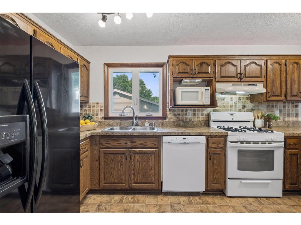 880 Whitney Drive Apple Valley MN 55124 7058598 image10