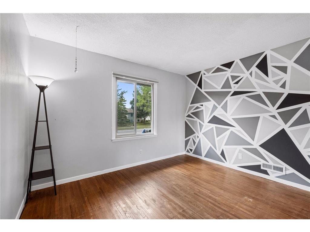 880 Whitney Drive Apple Valley MN 55124 7058598 image16