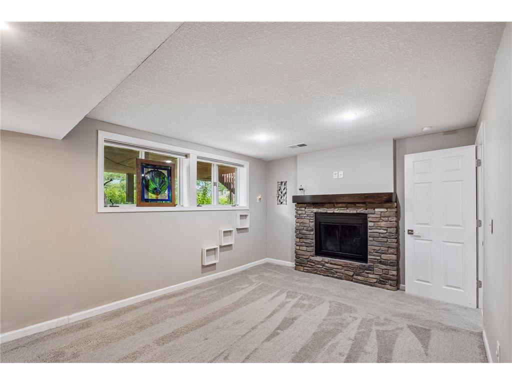 880 Whitney Drive Apple Valley MN 55124 7058598 image27