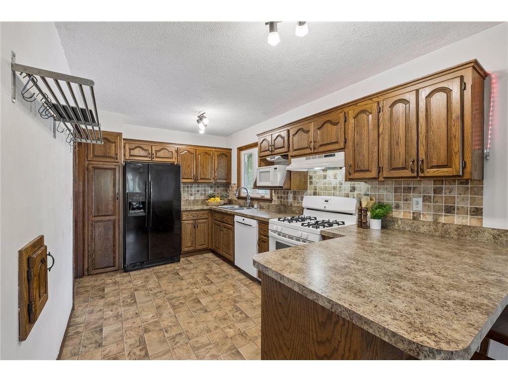880 Whitney Drive Apple Valley MN 55124 7058598 image9