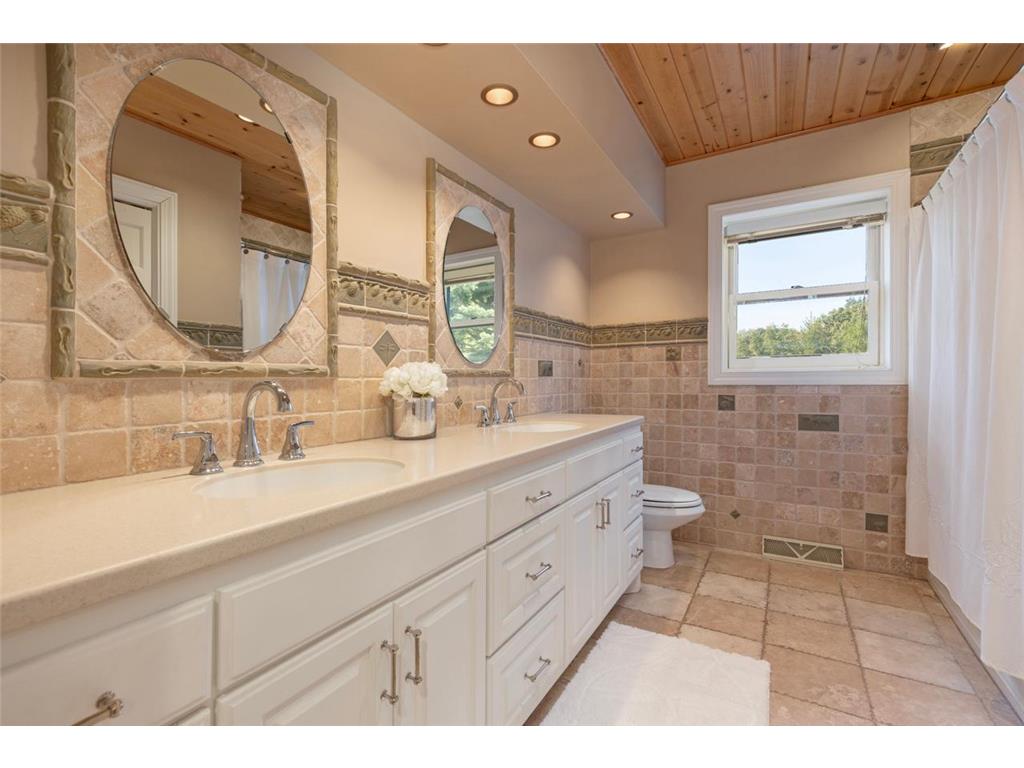 8800 Sunset Trail Chanhassen MN 55317 6602615 image18