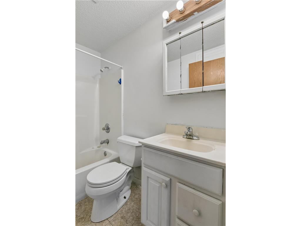 8801 2nd Avenue S Bloomington MN 55420 7020769 image16