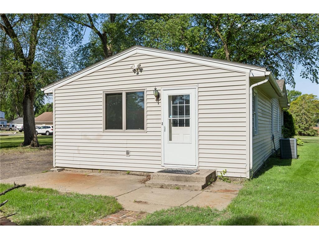 8801 2nd Avenue S Bloomington MN 55420 7020769 image17