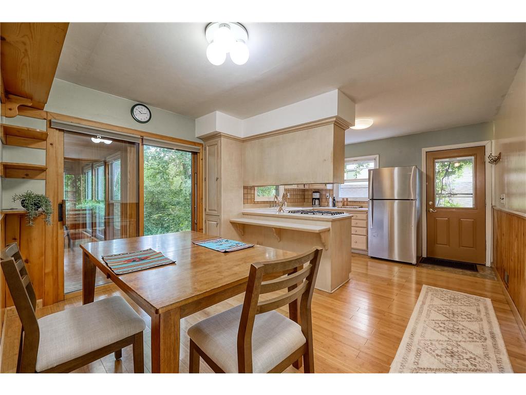 8801 Lakeview Road Bloomington MN 55438 7060849 image11