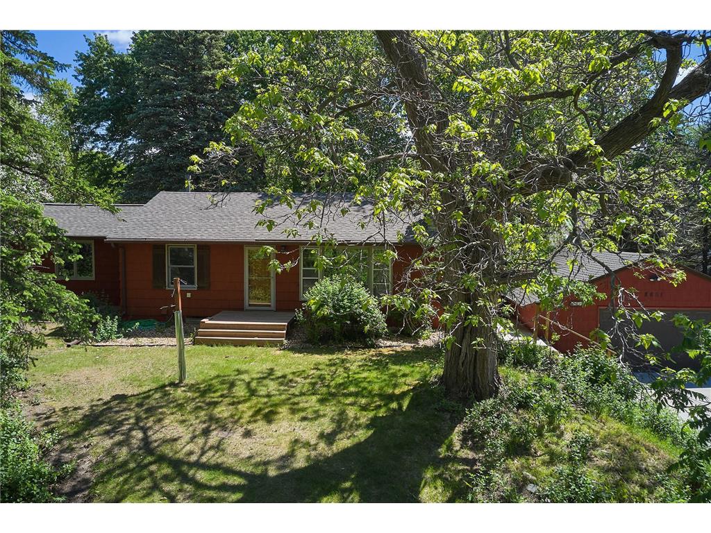 8801 Lakeview Road Bloomington MN 55438 7060849 image2