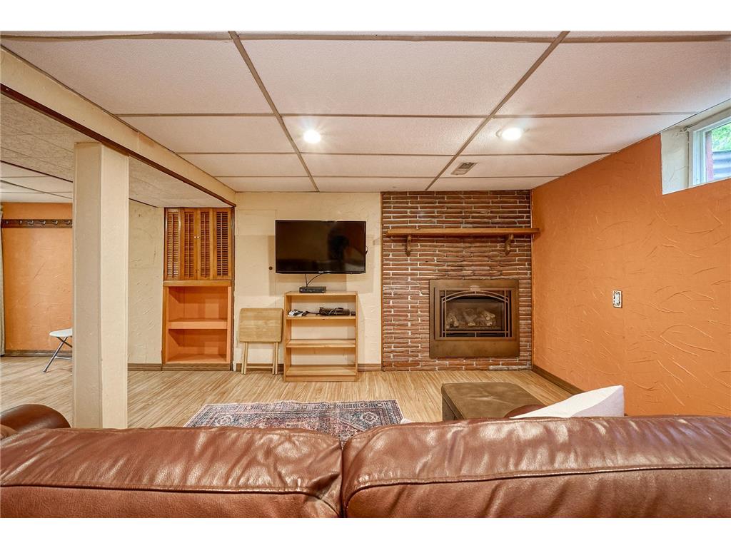 8801 Lakeview Road Bloomington MN 55438 7060849 image22