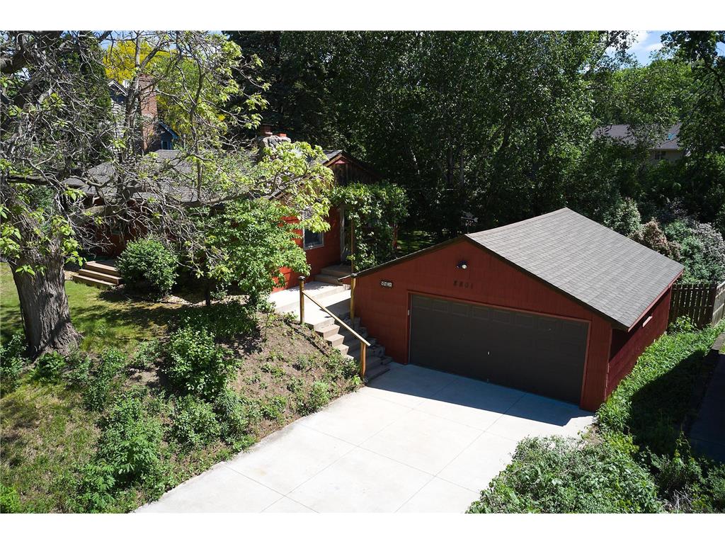 8801 Lakeview Road Bloomington MN 55438 7060849 image35