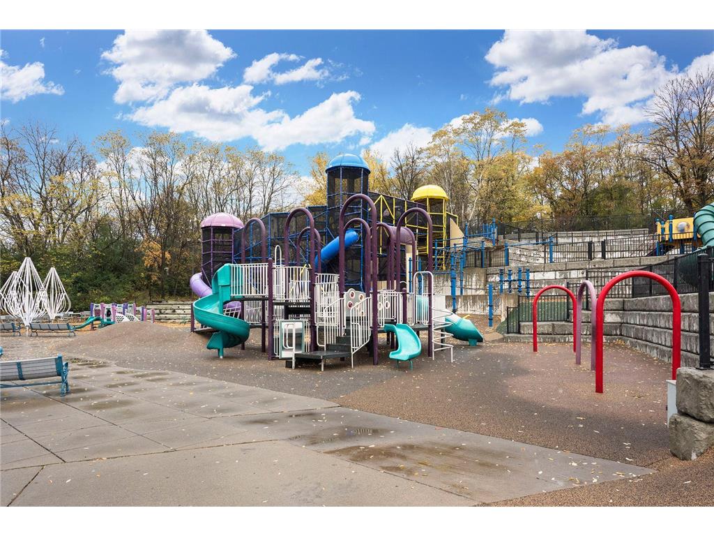 8801 Lakeview Road Bloomington MN 55438 7060849 image40