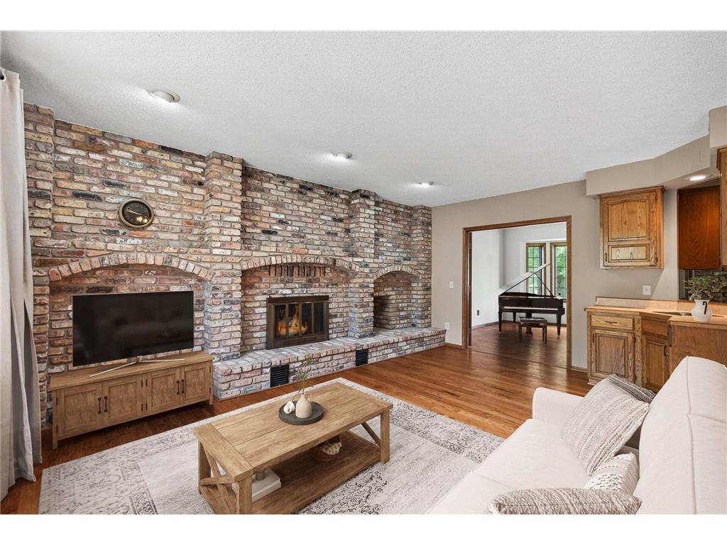 8805 Inverness Terrace Brooklyn Park MN 55443 6777301 image2