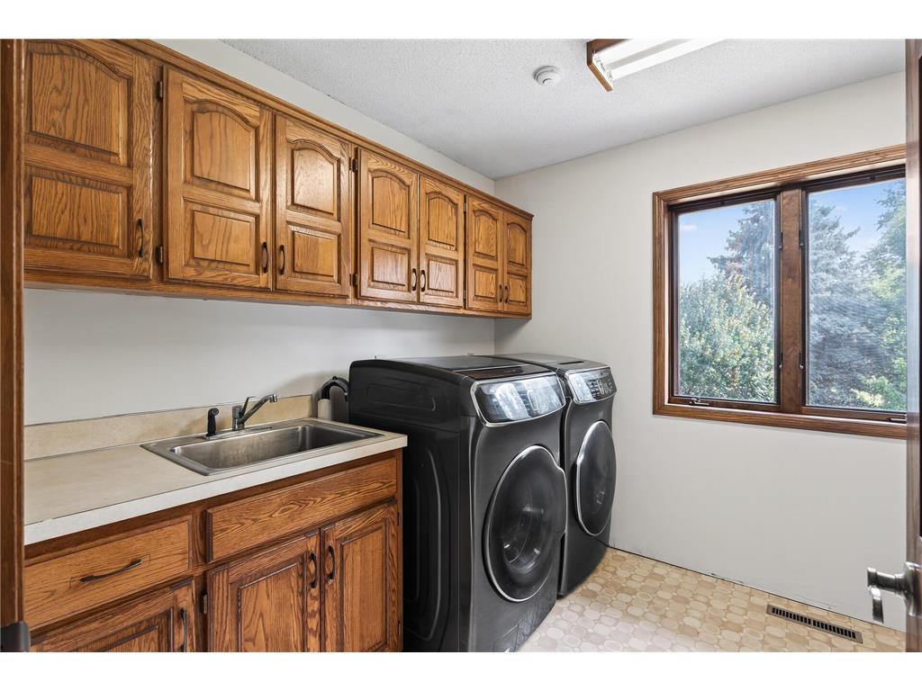 8805 Inverness Terrace Brooklyn Park MN 55443 6777301 image32