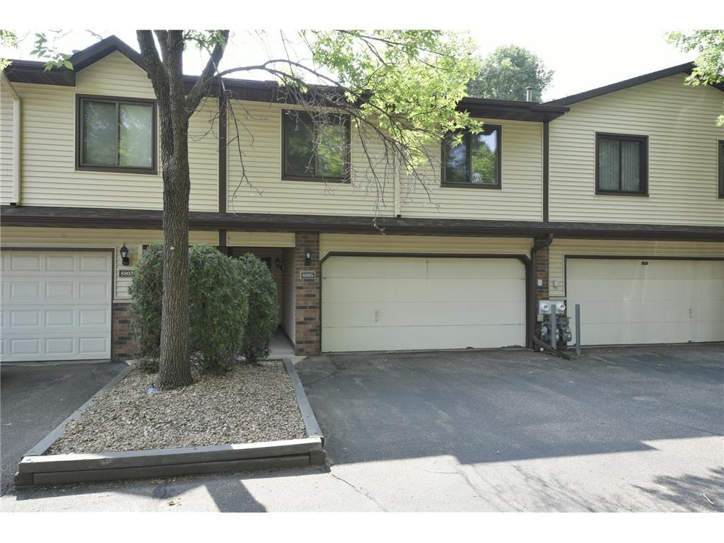 8805 N Maplebrook Court Brooklyn Park MN 55445 6573505 image1