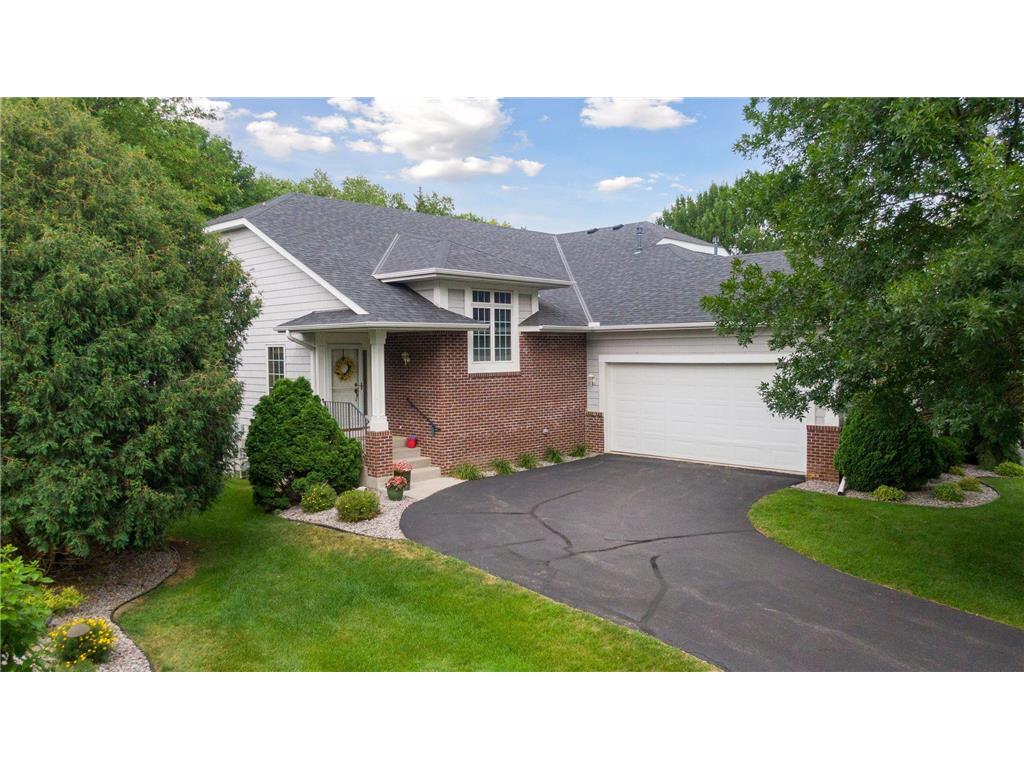 8805 Pointe Vista Drive, Victoria, MN, 55386 MLS 6395416 Edina Realty