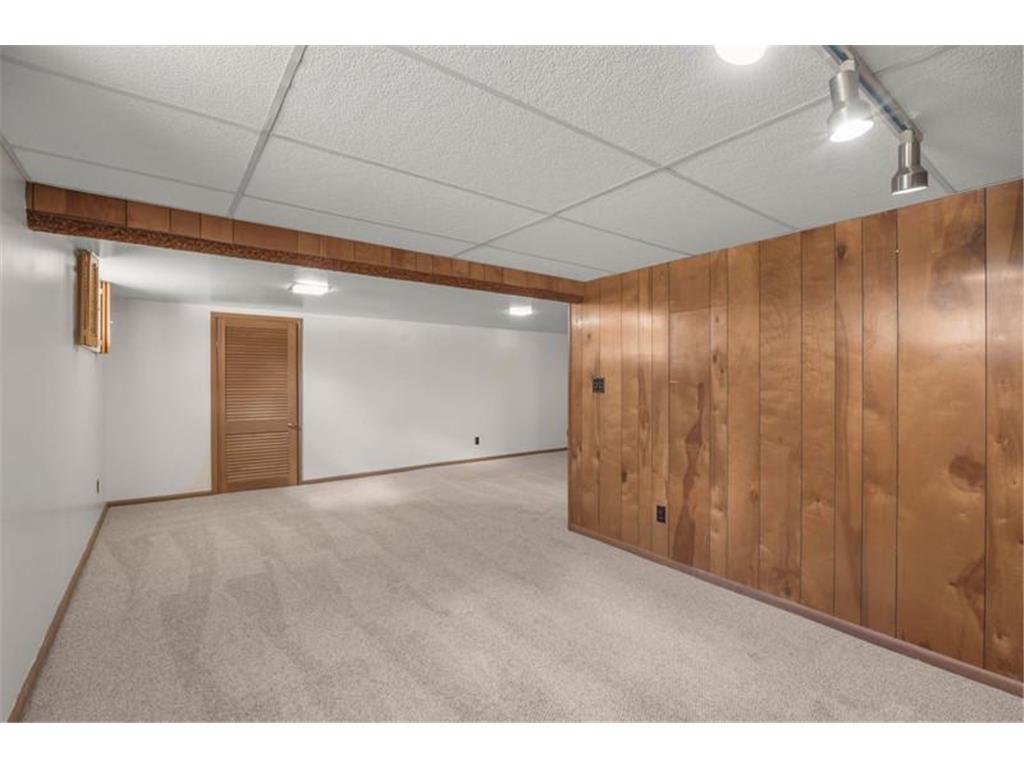 8807 Colfax Avenue S Bloomington MN 55420 7101050 image18